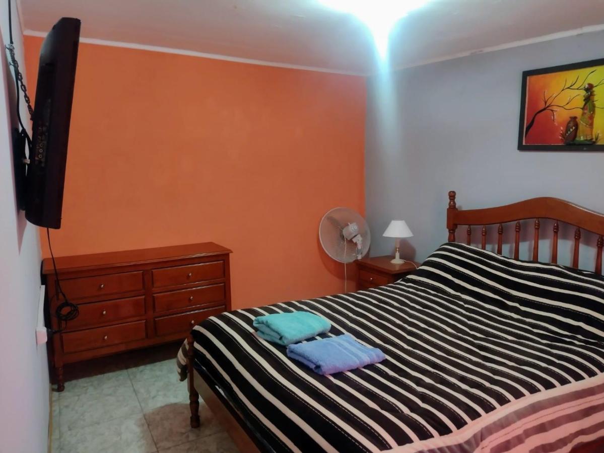 Casa Rojas Malarguee Apartment ภายนอก รูปภาพ